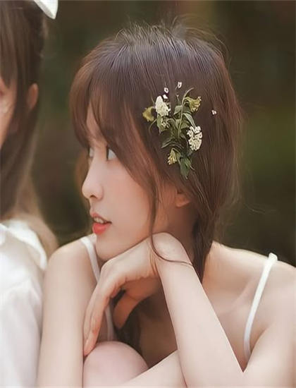 从校园剧角度解读《世上第一朵花》：的市场表现与观众反响 ——带你领略校园剧的魅力