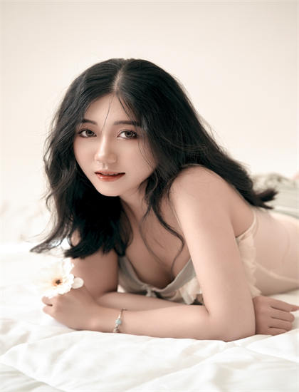 深入精灵团宠小千金的世界：全面解读与深度分析，幕后花絮